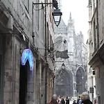 De La Cathédrale 3*