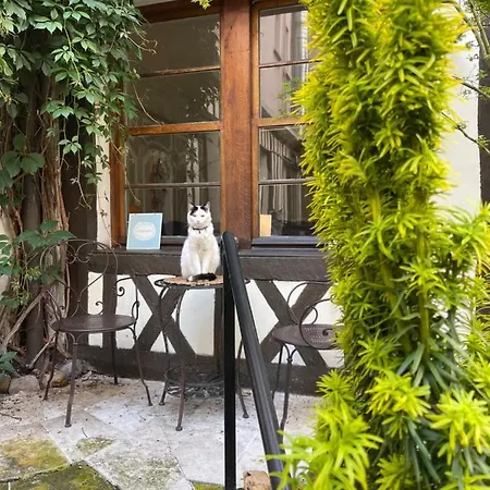 Hotel De La Cathedrale 3*