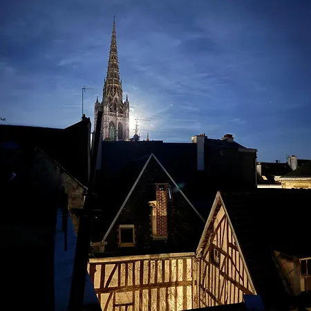 Готель De La Cathedrale
