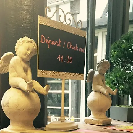 Готель De La Cathedrale