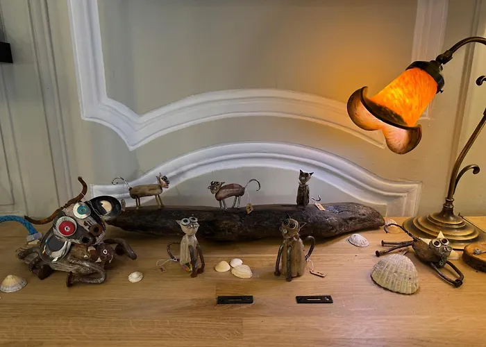 De La Cathédrale 3*