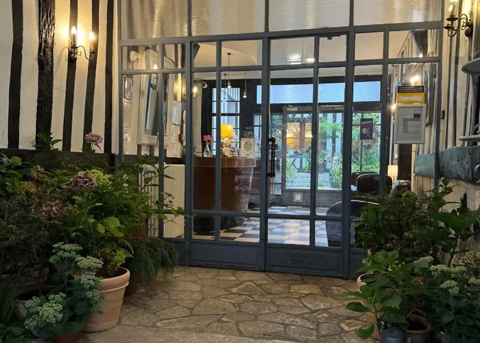 De La Cathédrale Hotel Rouen