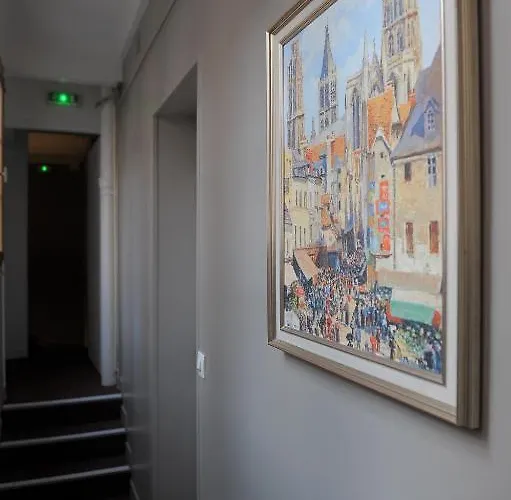 De La Cathédrale 3*