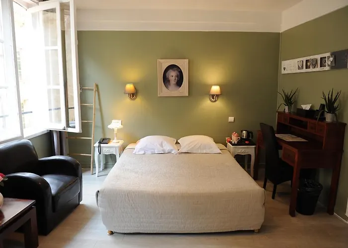 Hotel De La Cathédrale 3*