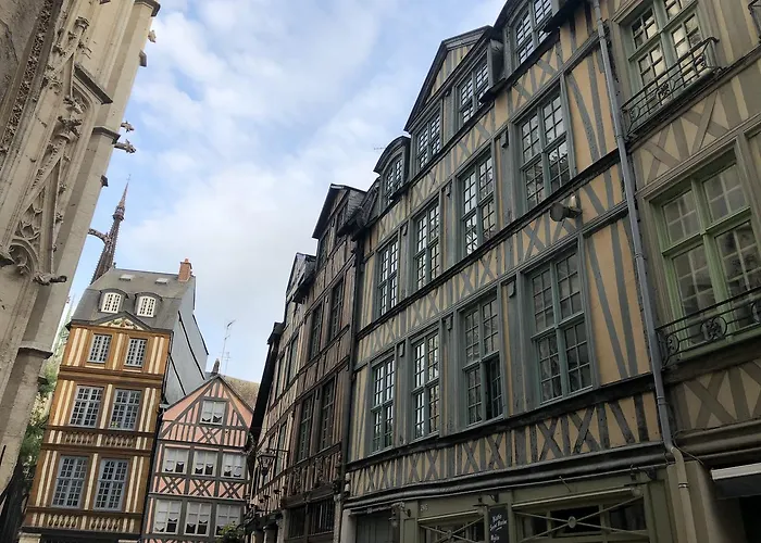 De La Cathédrale 3*